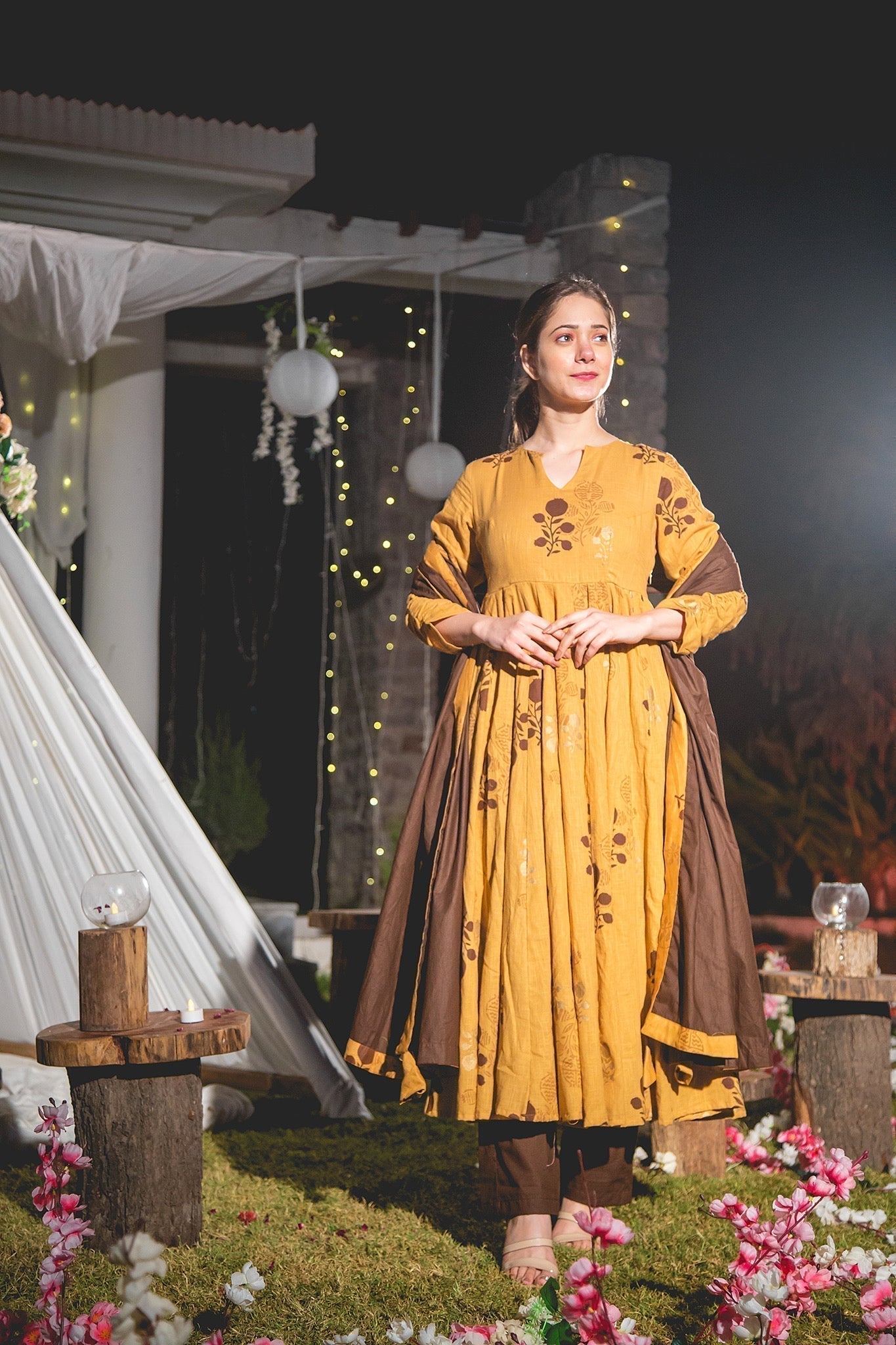 barnie mustard suit set