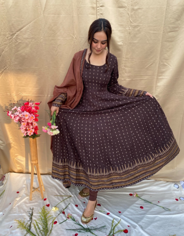 BRIGHT BROWN SUIT SET