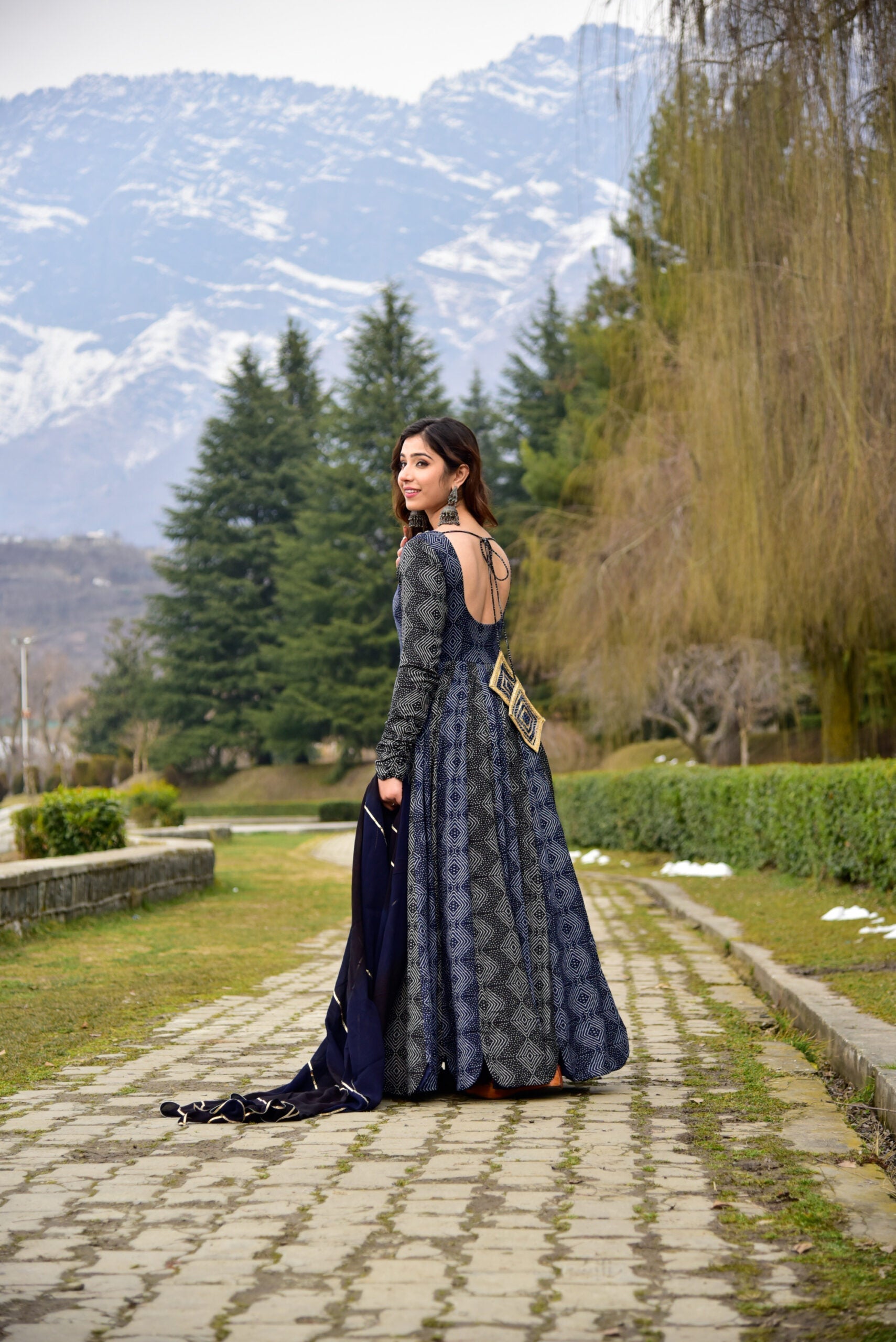 Gayatri black and blue combi maxi set