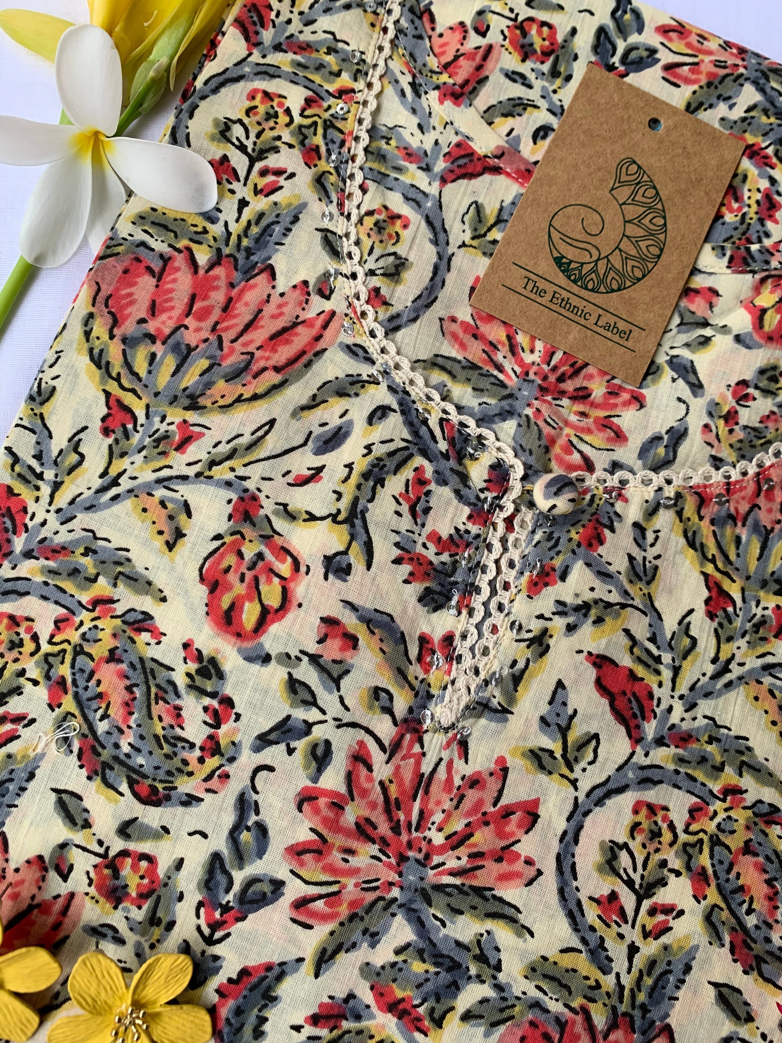 Cream-Red Jaal Hand Block Printed Cotton Kurta - XL