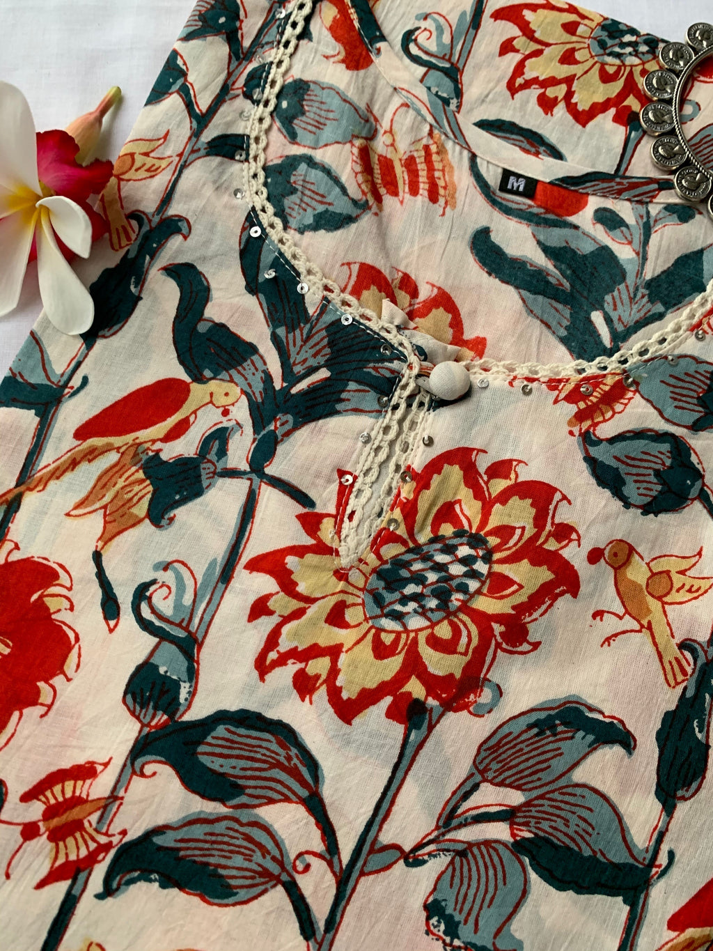 Cream Floral Bird Cotton Kurta